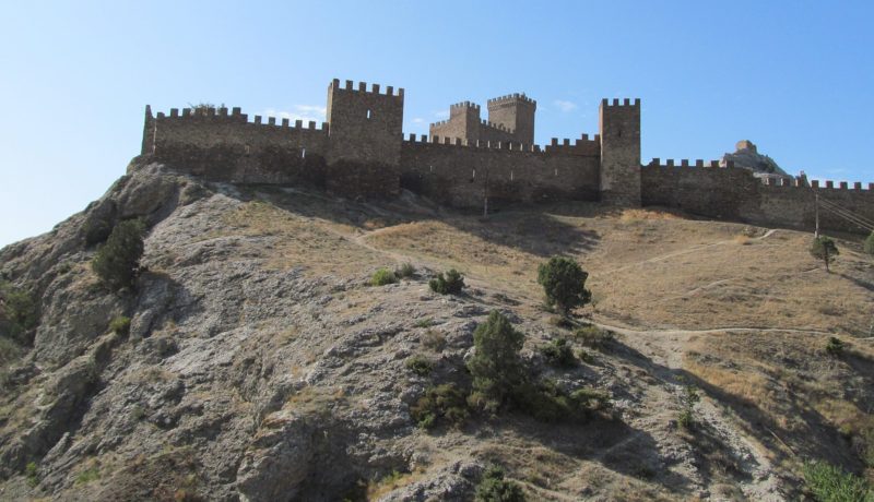 Генуэзская крепость в Судаке фото