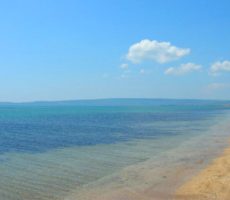 Золотой пляж в Крыму фото